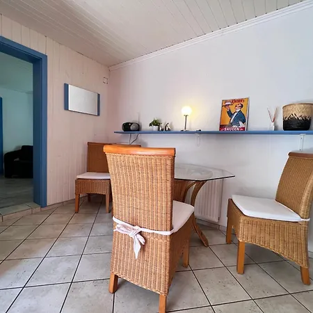 Orange Kitchen By Restaurant Wiesenau Apartment